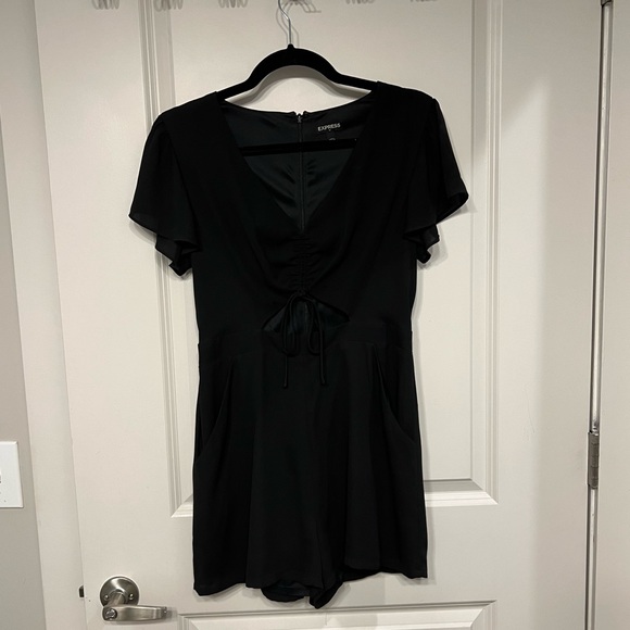 Express Romper - Picture 1 of 4